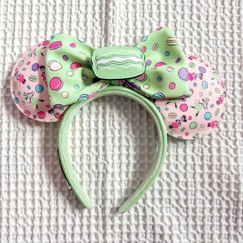 Disney Parks Epcot France Loungefly Minnie and Macarons scented ears headband